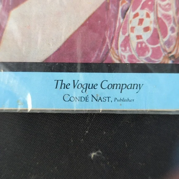 Vogue June First, 1919 Magazine Cover - Picture 2 of 4